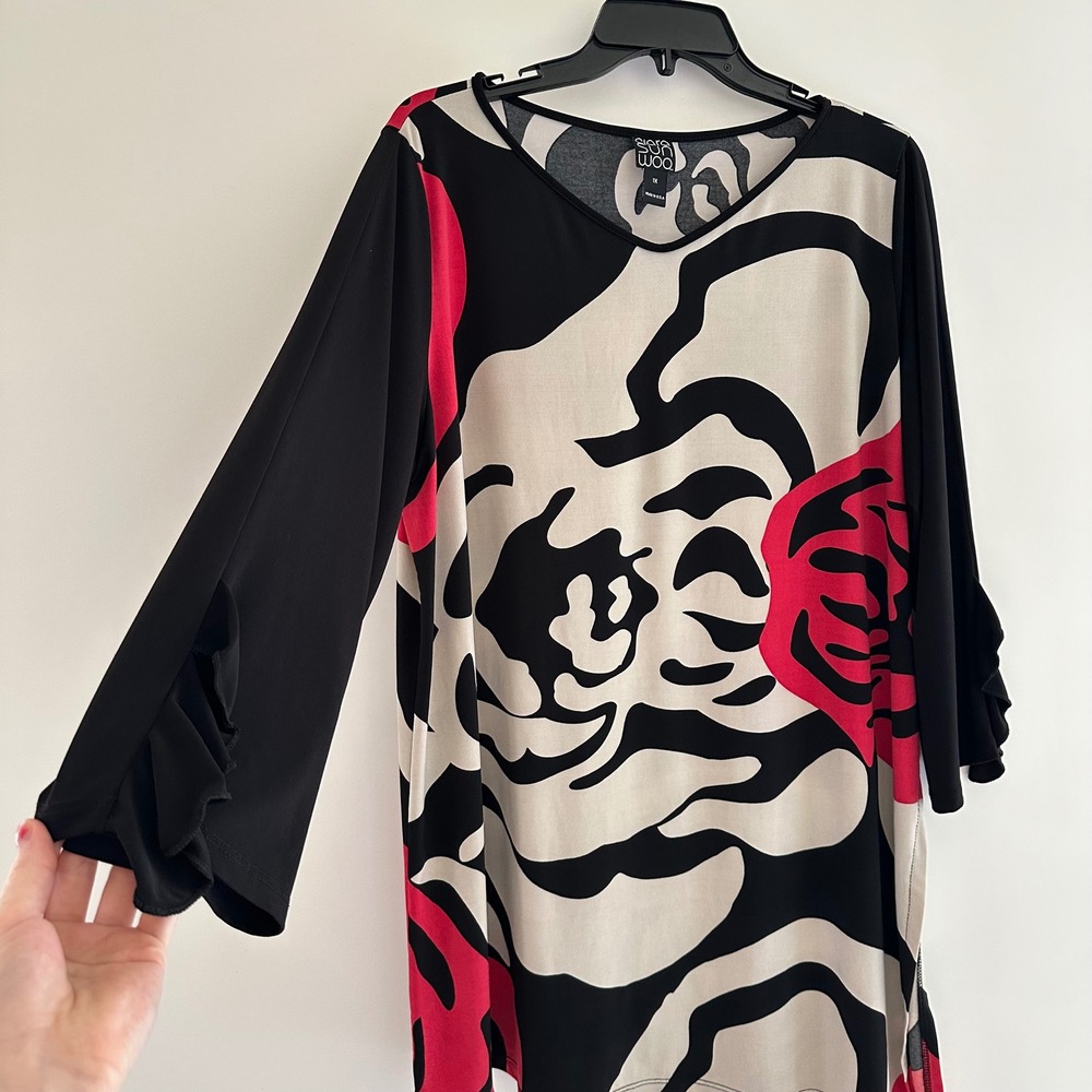 Clara Sun Woo Abstract Rose Tunic Top Women 1X Asymmetrical Slinky Artsy Stretch - Picture 4 of 8